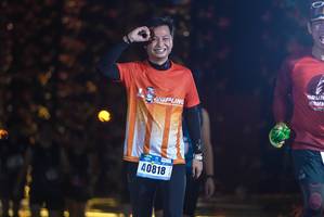 BIB: 40818
                            <button type="button" onclick="openModal(18274410)" class="btn btn-primary btn-sm float-right btn-popup" data-toggle="modal" data-target=".modal-high-quality">
                        <i class="fas fa-shopping-cart"></i> Add to Cart
                    </button>
                                            <button type="button" onclick="isThisMe(18274410, true)" class="btn btn-success btn-sm float-right btn-popup btn-isme hidden" data-toggle="tooltip" data-placement="bottom" title="นี่คือรูปของคุณใช่ไหม คลิกที่นี่เพื่อเอาเข้าอัลบั้ม">
                        <i class="fas fa-plus"></i> Add to album
                    </button>
                    <button type="button" onclick="isThisMe(18274410, false)" class="btn btn-warning btn-sm float-right btn-popup btn-isnotme hidden">
                        <i class="fas fa-ban"></i> Remove from album
                    </button>